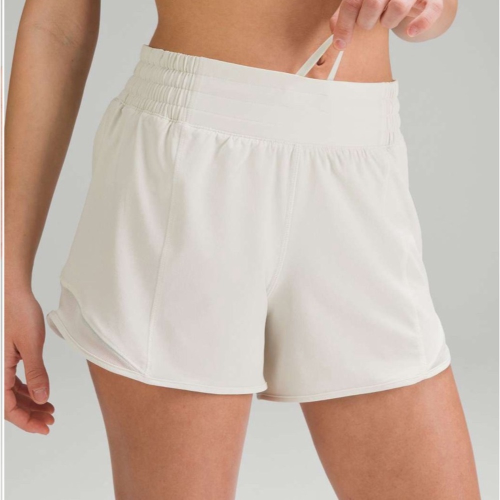 Lululemon Hotty Hot High-Rise Lined Short 4"